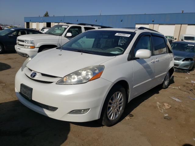 2010 TOYOTA SIENNA XLE 5TDYK4CC7AS338083