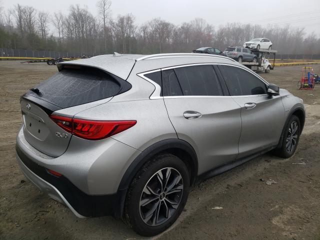 2018 INFINITI QX30 BASE SJKCH5CR5JA057428
