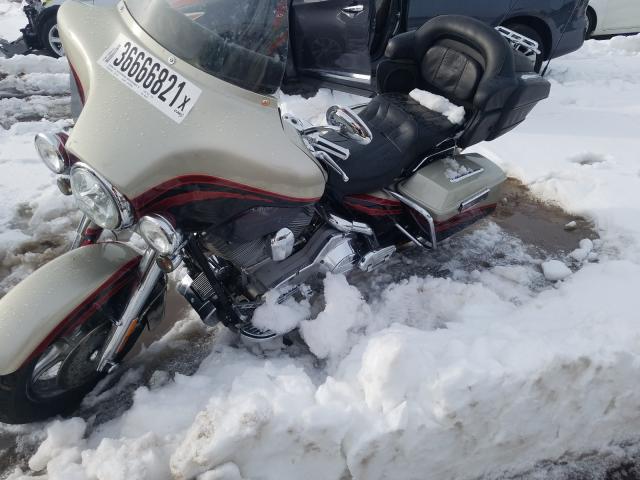 2006 HARLEY-DAVIDSON FLHTCUSE 1HD1PRE136Y956216