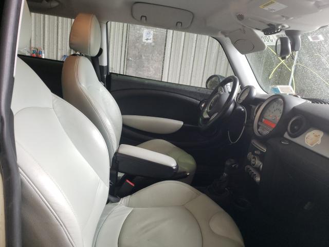2010 MINI COOPER WMWMF3C55ATZ63885