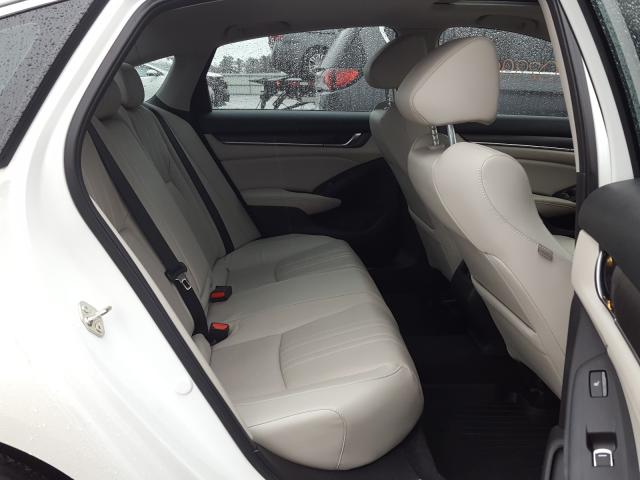 2018 HONDA ACCORD TOU 1HGCV1F93JA091580