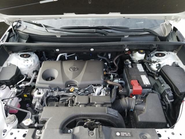 2021 TOYOTA RAV4 XLE 2T3P1RFV9MC160416