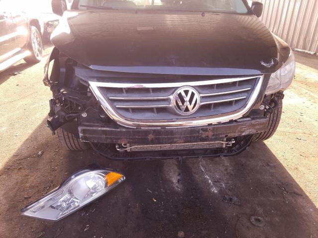 2010 VOLKSWAGEN ROUTAN SE 2V4RW3D14AR324723
