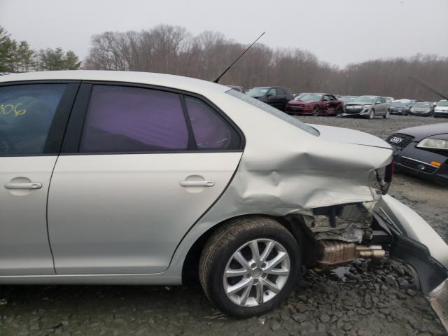 2010 VOLKSWAGEN JETTA LIMI 3VWAX7AJ7AM163630