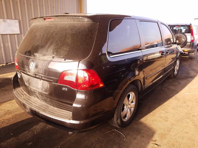 2010 VOLKSWAGEN ROUTAN SE 2V4RW3D14AR324723