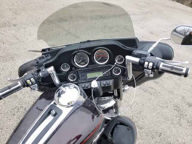 2011 HARLEY-DAVIDSON FLHTCU 1HD1FC41XBB650449