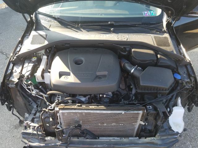 2018 VOLVO S60 DYNAMI YV126MFL8J2465187