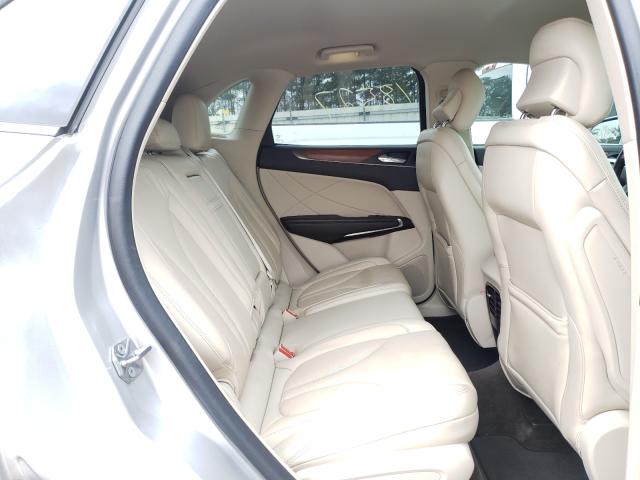 2019 LINCOLN MKC SELECT 5LMCJ2C94KUL02153