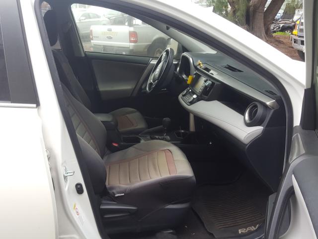 2017 TOYOTA RAV4 HV LE JTMRJREV7HD072184