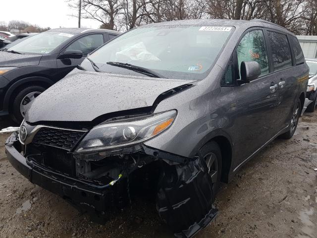 2018 TOYOTA SIENNA SE 5TDXZ3DC5JS918965