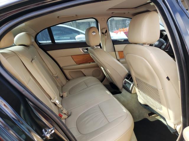 2010 JAGUAR XF LUXURY SAJWA0FA2AHR58309