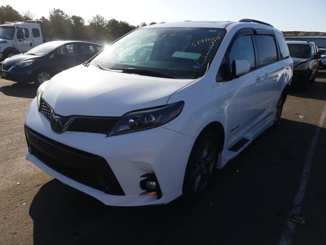 2018 TOYOTA SIENNA SE 5TDXZ3DC8JS944069
