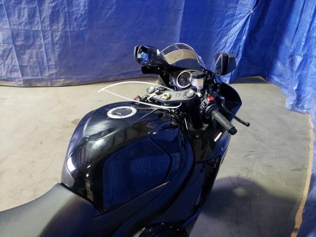 2019 SUZUKI GSX-R600 JS1GN7FAXK7100359