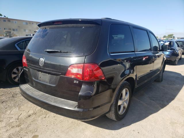 2011 VOLKSWAGEN ROUTAN SE 2V4RW3DG6BR802985