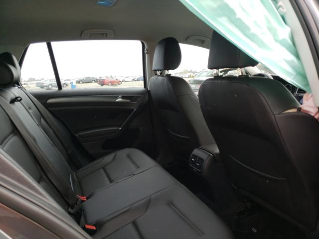 2018 VOLKSWAGEN E-GOLF LIM WVWMR7AU2JW907168