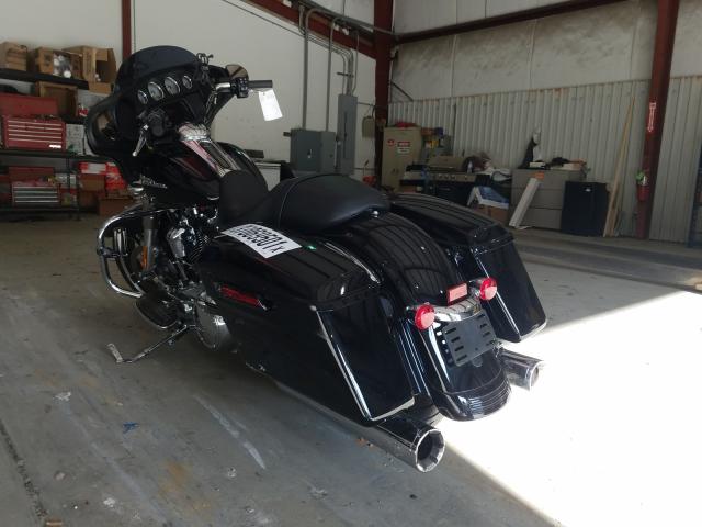2019 HARLEY-DAVIDSON FLHX 1HD1KBC15KB679753