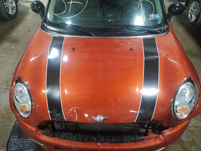 2011 MINI COOPER WMWSU3C54BT098051