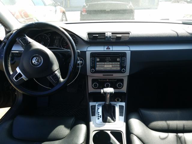 2010 VOLKSWAGEN PASSAT KOM WVWJM7AN2AE098500