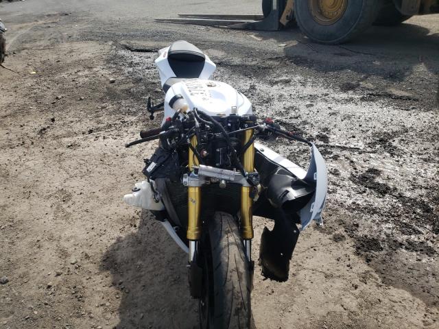 2017 SUZUKI GSX-R750 JS1GR7MA9H2101970