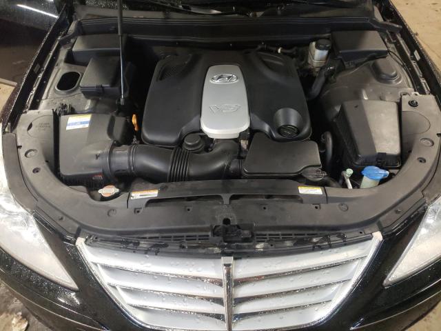 2011 HYUNDAI GENESIS 4. KMHGC4DF2BU121731