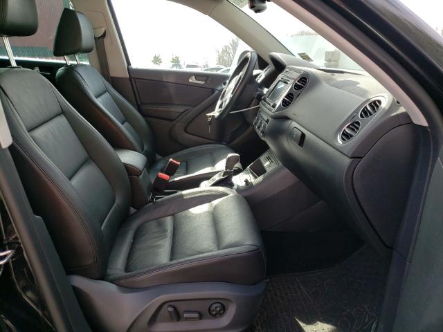 2017 VOLKSWAGEN TIGUAN SPO WVGUV7AX0HW504706