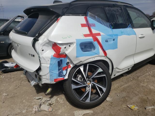 2021 VOLVO XC40 T5 R- YV4162UM9M2425851
