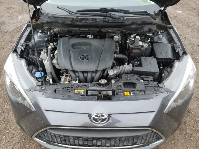  TOYOTA YARIS 2019 Szary