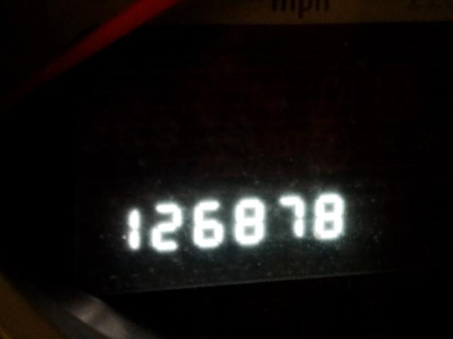 2011 VOLKSWAGEN ROUTAN 2V4RW6DG1BR645853