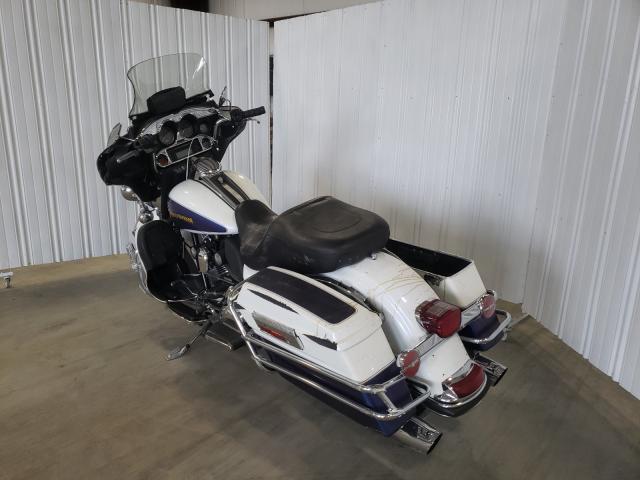 2010 HARLEY-DAVIDSON FLHTCU 1HD1FC411AB643016