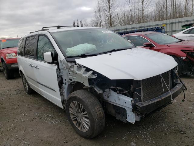 2015 CHRYSLER TOWN & COU 2C4RC1CG7FR644137
