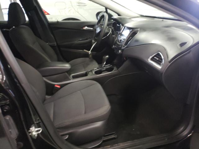 2018 CHEVROLET CRUZE LT 1G1BE5SM2J7227683