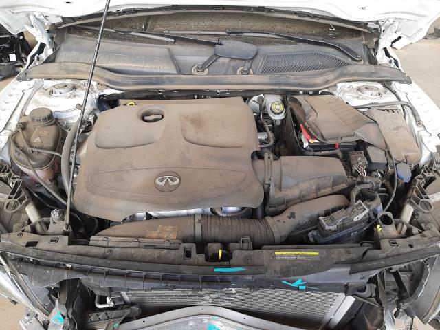 2018 INFINITI QX30 BASE SJKCH5CP5JA001939