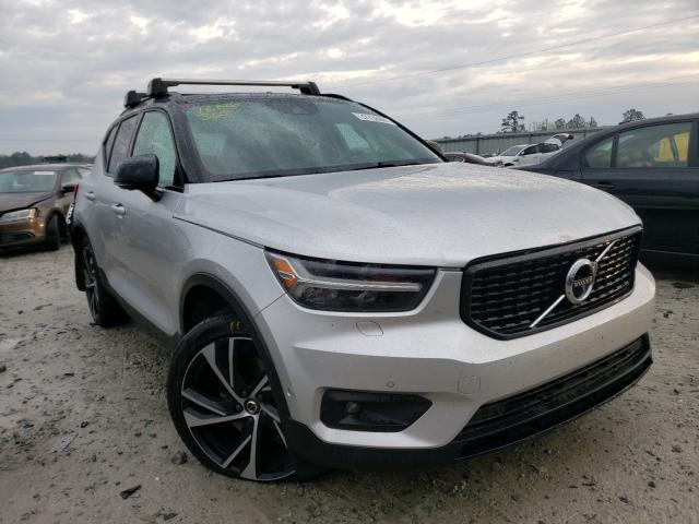 2019 VOLVO XC40 T4 YV4162UM6K2091971