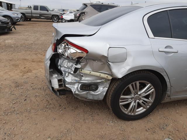 2015 INFINITI Q40 JN1CV6APXFM502435