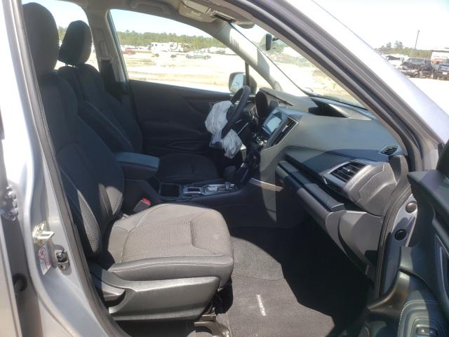 2019 SUBARU FORESTER JF2SKACC0KH428686