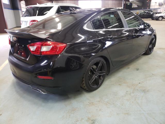 2018 CHEVROLET CRUZE LT 1G1BE5SM2J7227683