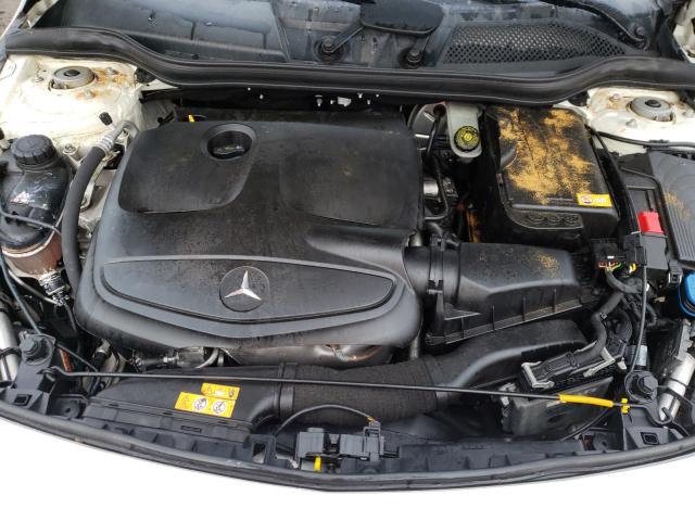 2014 MERCEDES-BENZ CLA 250 WDDSJ4EB3EN051970