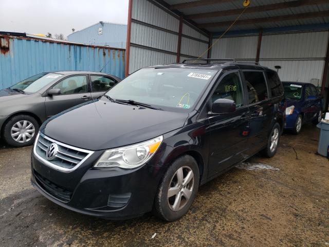2011 VOLKSWAGEN ROUTAN SEL 2V4RW5DG4BR728283