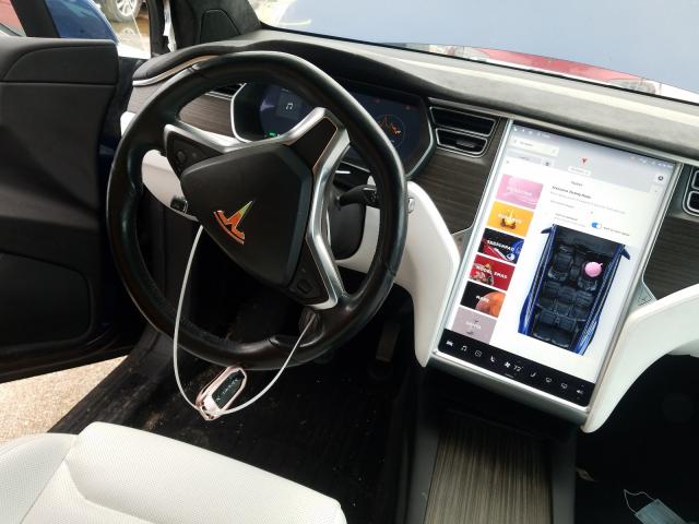 2016 TESLA MODEL X 5YJXCAE29GF007112