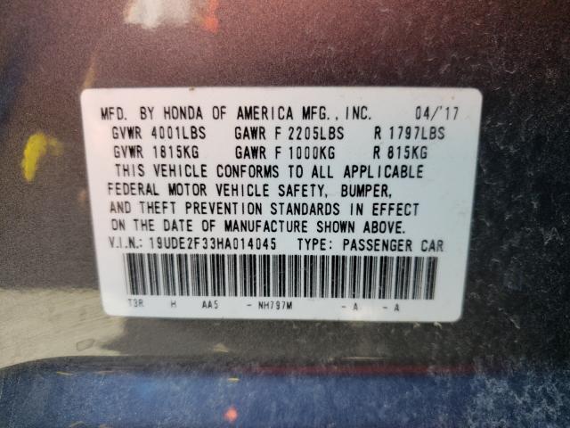 2017 ACURA ILX BASE W 19UDE2F33HA014045