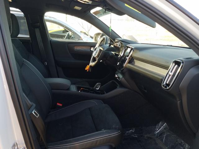 2021 VOLVO XC40 RECHA YV4ED3UR8M2450457