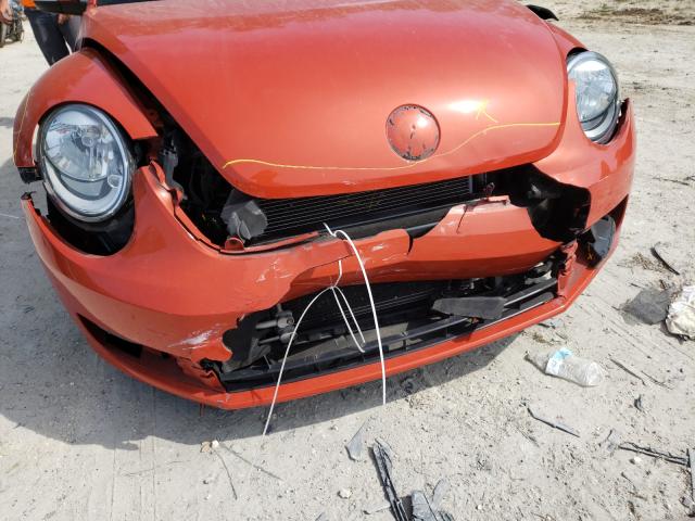 2016 VOLKSWAGEN BEETLE SE 3VWJ07AT5GM619171