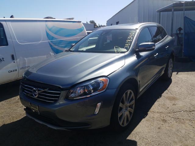 2017 VOLVO XC60 T5 IN YV440MDU1H2223540