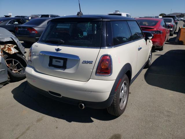 2010 MINI COOPER CLU WMWMF3C50ATZ64989