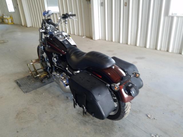 2011 HARLEY-DAVIDSON FXDC 1HD1GV415BC319071
