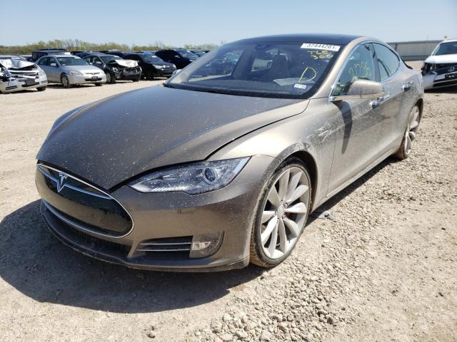 2015 TESLA MODEL S P8 5YJSA1H47FF091880