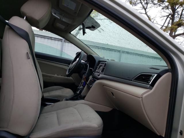 2017 HYUNDAI ELANTRA SE 5NPD74LF3HH103335