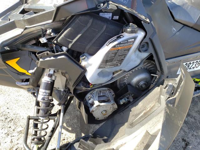 2018 POLARIS SNOWMOBILE SN1EEC6P8JC171136