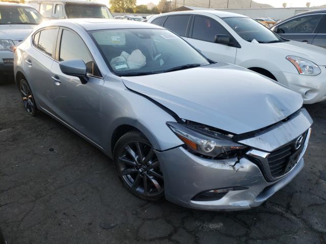 2018 MAZDA 3 TOURING 3MZBN1V30JM236811
