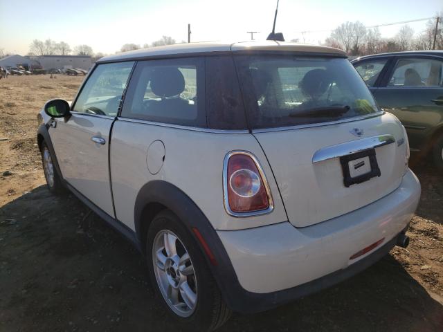 2011 MINI COOPER WMWSU3C53BT097800